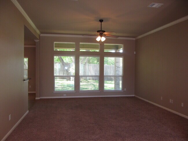 Foto del edificio - 2515 Twin Ridge Ct
