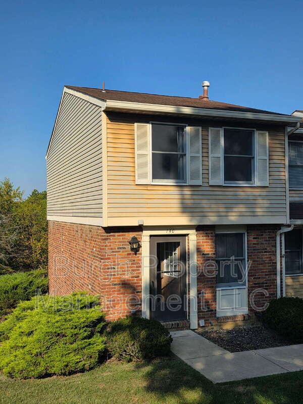 Building Photo - 140 Scott Ln