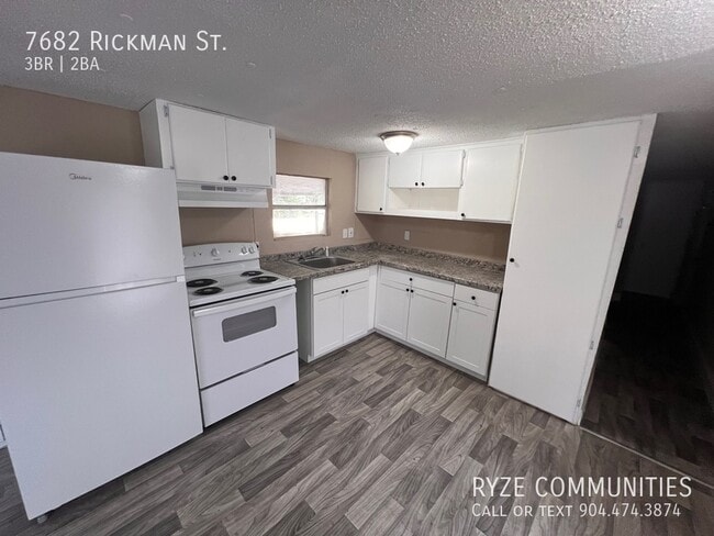 Building Photo - 7682 Rickman St