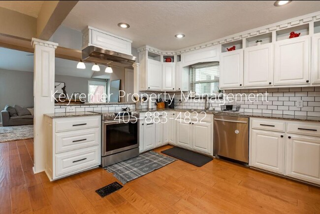 Foto del edificio - 301 SE 34th St