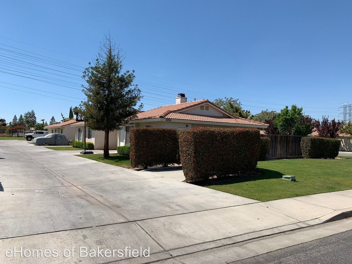 Primary Photo - 2801 Brookside Dr