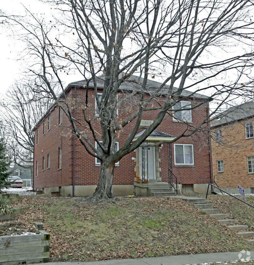 Building Photo - 207 Ryburn Ave