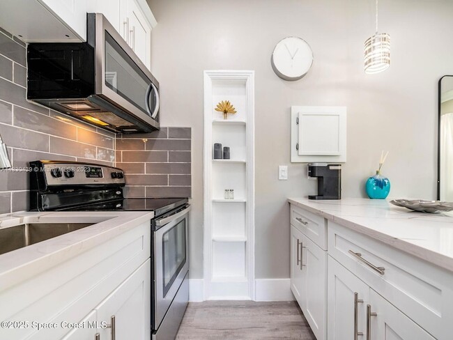 Photo - 726 8th St Apartment