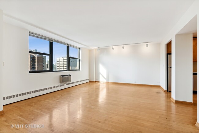 Building Photo - 1445 N State Pkwy