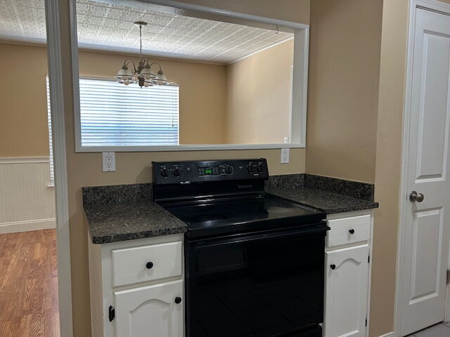 Building Photo - 2625 Weeping Willow Ln