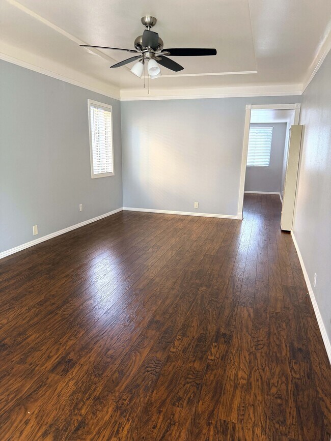Foto del edificio - 3930 E 14th St