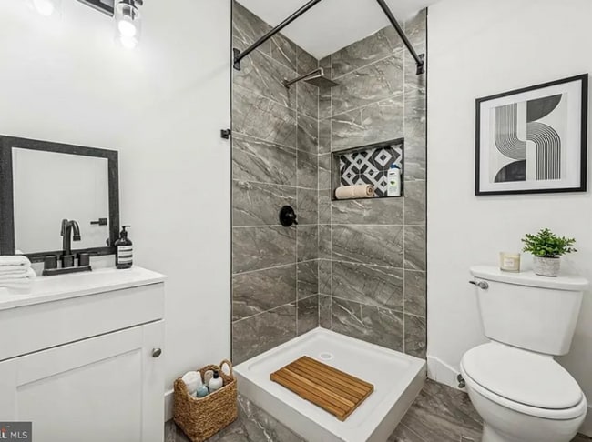 Foto del edificio - 3312 W Cumberland St