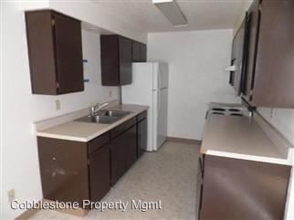 Building Photo - 1 br, 1 bath Apartment - 277 E 3rd St