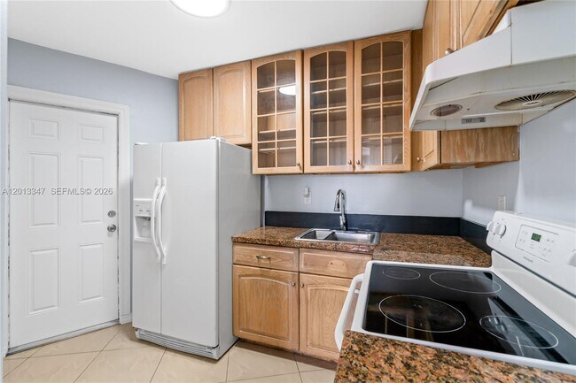 Foto del edificio - 18638 NE 18th Ave