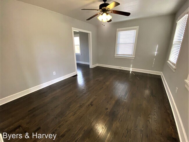 Foto del edificio - 3 br, 1 bath House - 735 Woodmont Blvd.