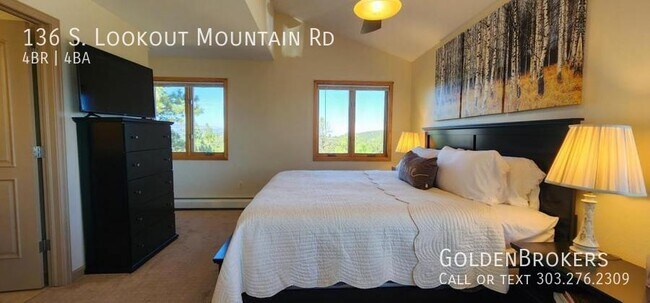 Foto del edificio - 136 S Lookout Mountain Rd