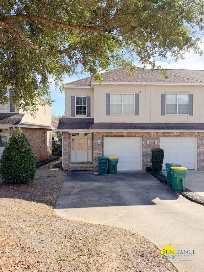 Building Photo - 409 Nathey Ave