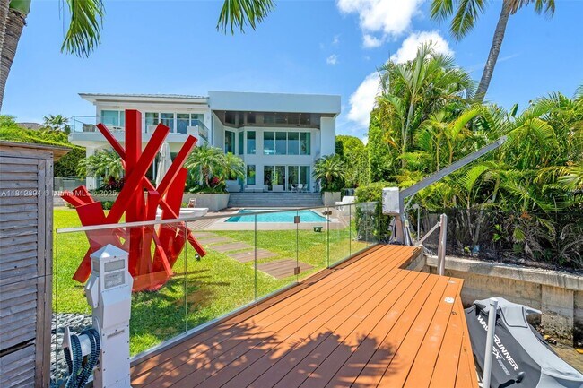 Foto del edificio - 420 Island Dr