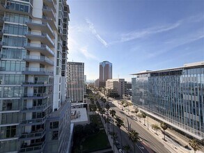 Building Photo - 360 W Ocean Blvd