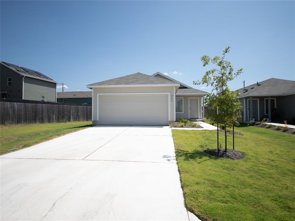 Foto principal - 204 Burt Rainey Ln
