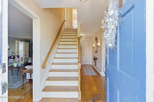 Building Photo - 204 Neptune Pl