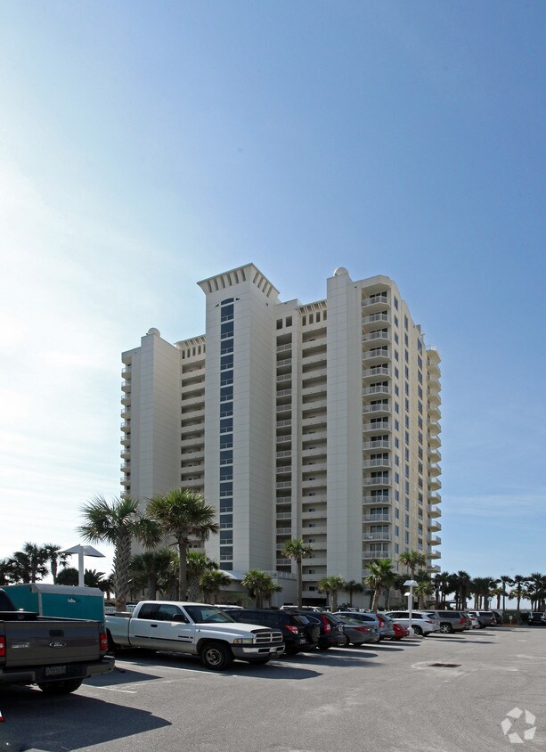 Building Photo - The Pearl