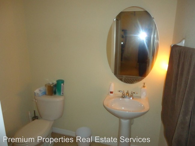 Building Photo - 1312 Coriander Dr