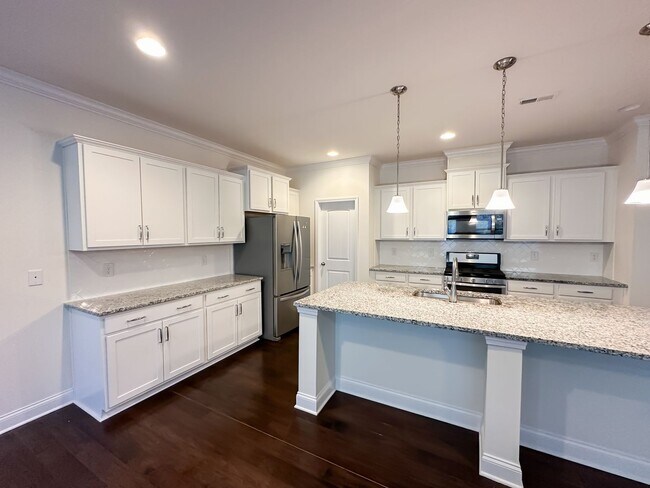 Building Photo - Radiant Townhouse located in Raleigh