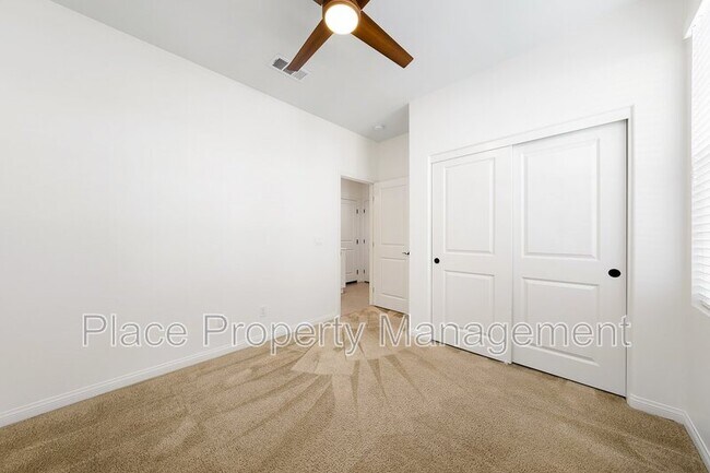 Building Photo - 16144 Veridian Cir