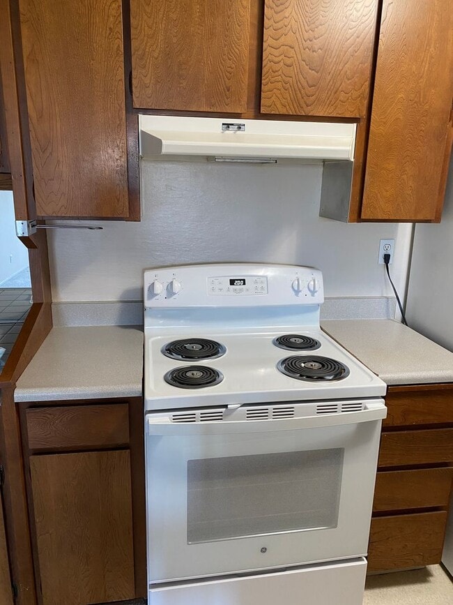 Building Photo - 965 Shorepoint Ct