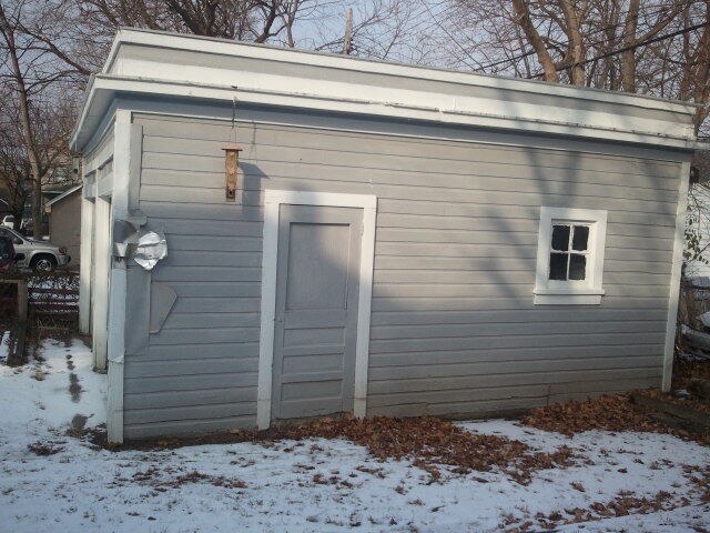 Garage - 1009 Packard St