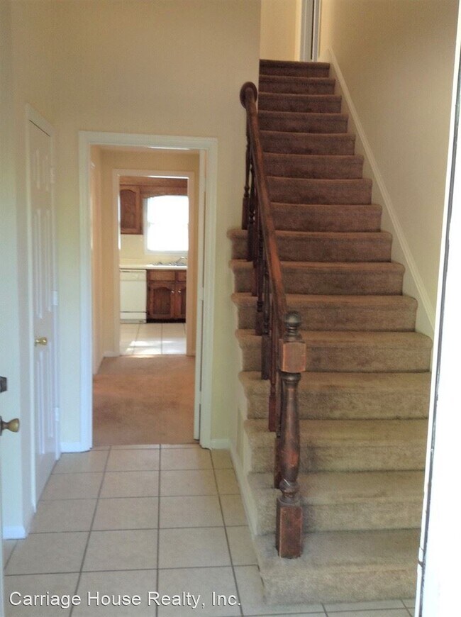 Building Photo - 4 br, 3 bath House - 630 Pinecrest Dr