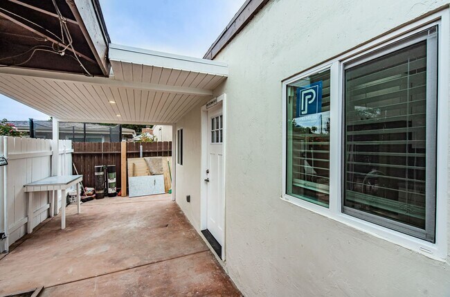 Building Photo - Beautiful Triplex in Clairemont