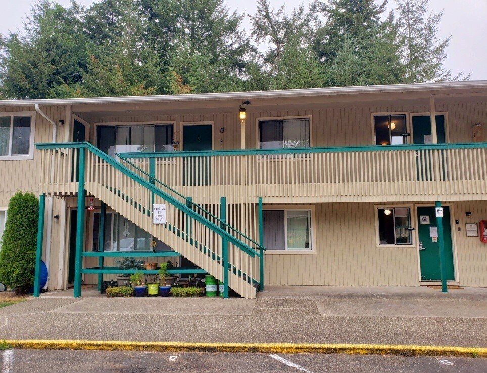 Building Photo - 907 W Simpson Ave