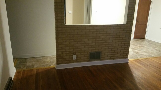 Building Photo - 10543 St Michael Ln
