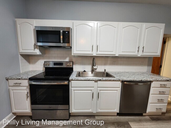 Foto del edificio - 3 br, 1 bath House - 376 Jacob St