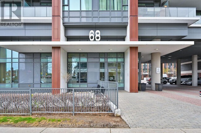 Building Photo - 68 Canterbury Pl