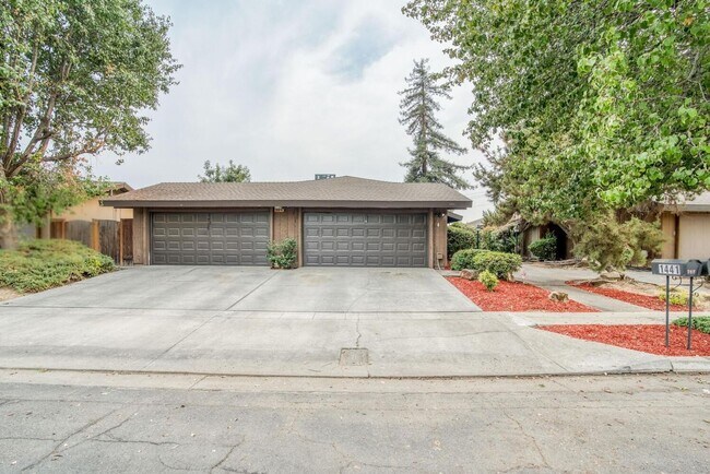 Foto del edificio - 1441 W Norwich Ave