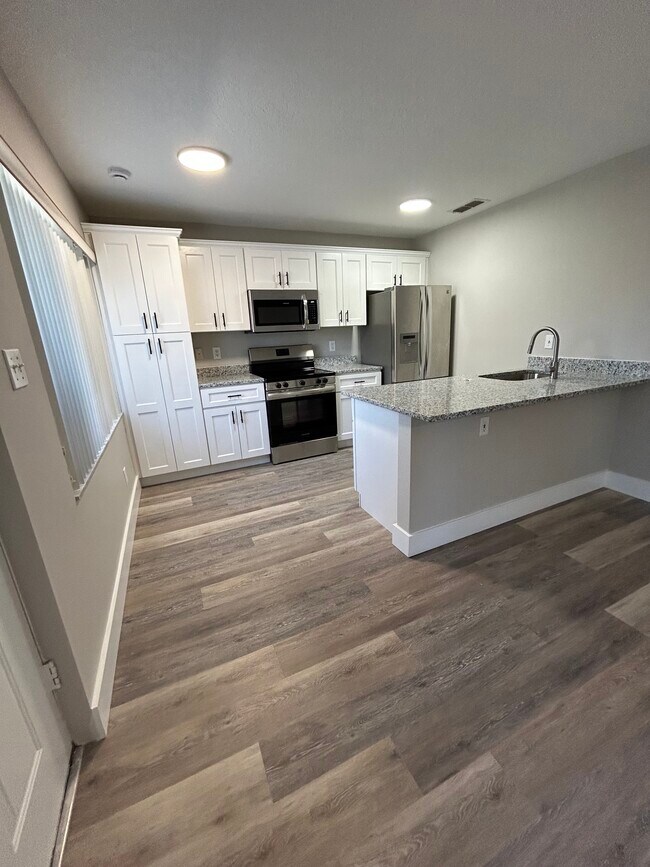 Foto del edificio - 1601 Big Tree Rd