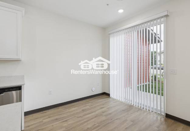 Foto del edificio - 3680 9th St NW