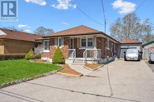 Building Photo - 238 Belmont Ave W