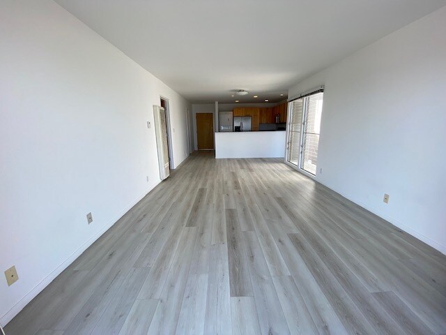 Building Photo - 18239 Coastline Dr