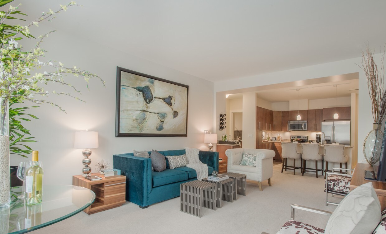 PrairieWalk at Towne Centre Apartments Brookfield, WI