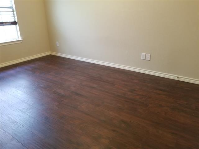 Building Photo - 8002 Killarney Ln