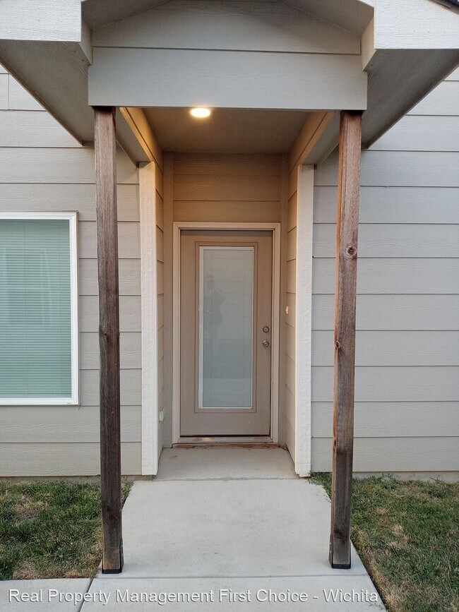 Foto del edificio - 3 br, 2 bath House - New Duplex - 2 Car Ga...