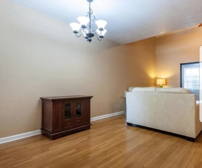 Foto del edificio - 5431 NW 33rd Pl