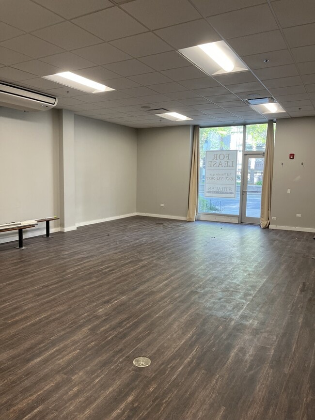 Building Photo - 1221 N. LaSalle Lofts