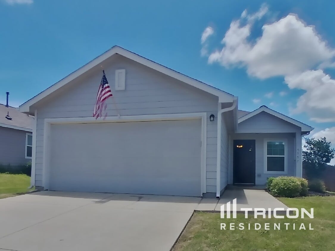 Foto principal - 5557 McClelland St