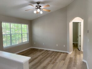 Building Photo - 845 Grand Regency Pointe