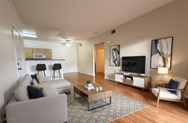 Foto del edificio - 8250 N Grand Canyon Dr