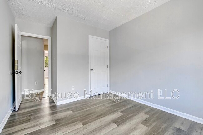 Foto del edificio - 9 Kings Wharf Pl