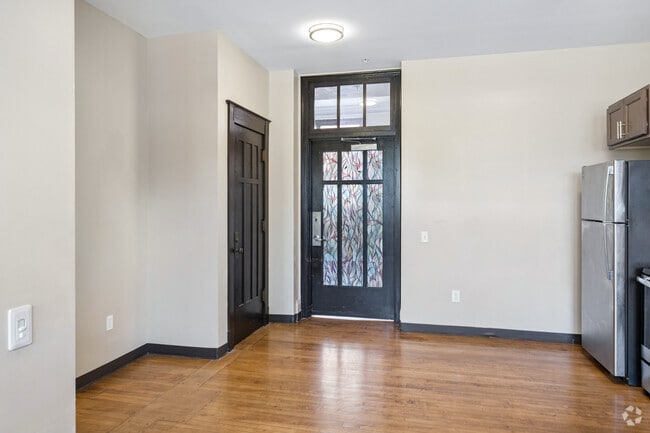 1 dormitorio, 1 baño - 650 pies cuadrados - Comedor - Washington Senior Apartments