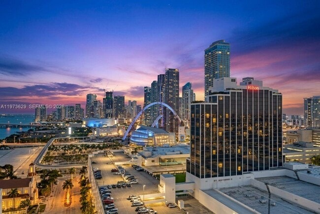 Foto del edificio - 1750 N Bayshore Dr