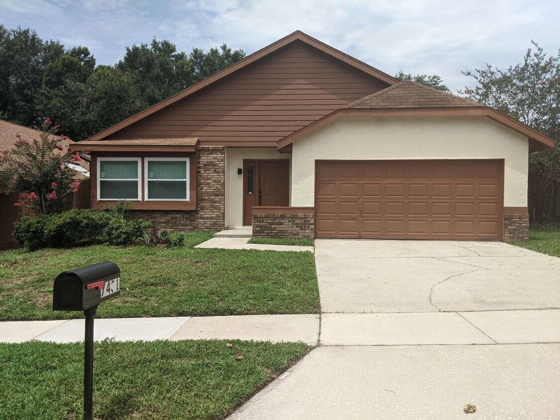 Primary Photo - 7431 Spring Villas Cir