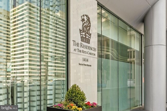 Building Photo - 1414 S Penn Square